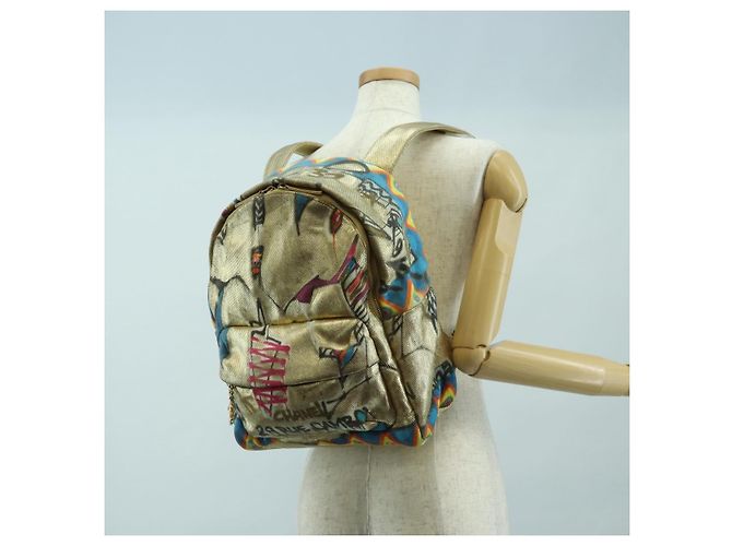 CHANEL Graphic Backpack Coated Canvas Gold CC - vista 27