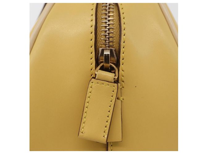 PRADA Handtasche Leder Gelbgold - Ansicht 17