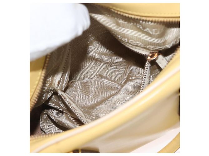 PRADA Handtasche Leder Gelbgold - Ansicht 22