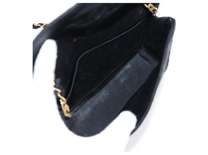CHANEL Matelasse Chain Shoulder Bag Satin Black Gold CC - vista 20