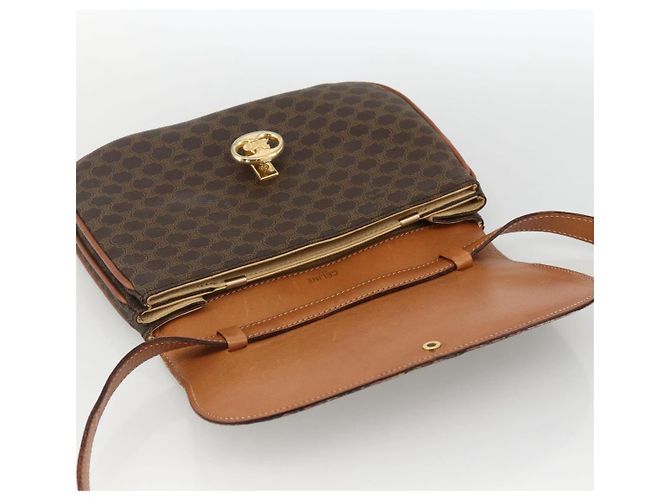 Céline CELINE Sac à épaule en toile Macadam PVC Cuir Marron Or - vue 9