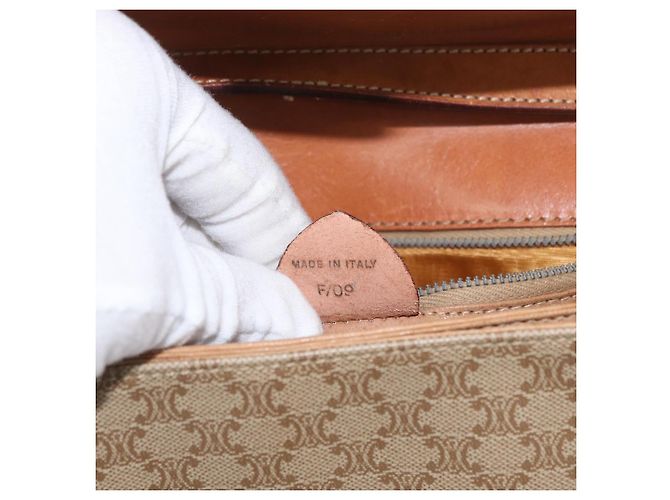 Céline CELINE Sac à épaule en toile Macadam PVC Beige Gold - vue 12