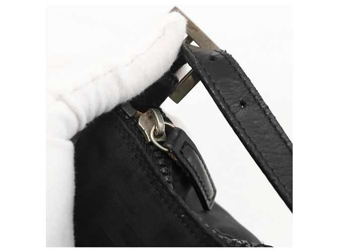 FENDI Zucca Canvas Hand Pouch Nylon Black Silver - vista 10