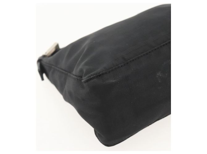 FENDI Zucca Canvas Hand Pouch Nylon Black Silver - vista 15