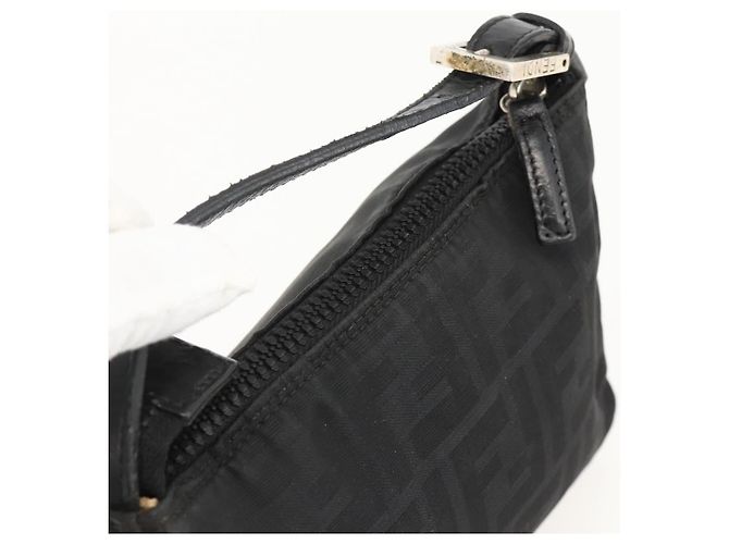 FENDI Zucca Canvas Hand Pouch Nylon Black Silver - vista 6