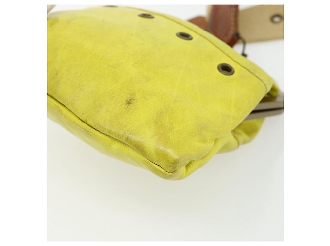 Miu Miu Shoulder Bag Leather Yellow - vista 16