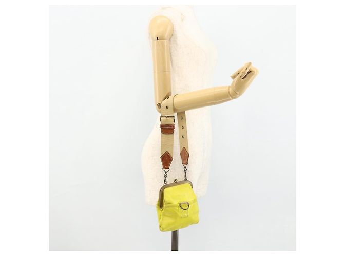Miu Miu Shoulder Bag Leather Yellow - vista 20