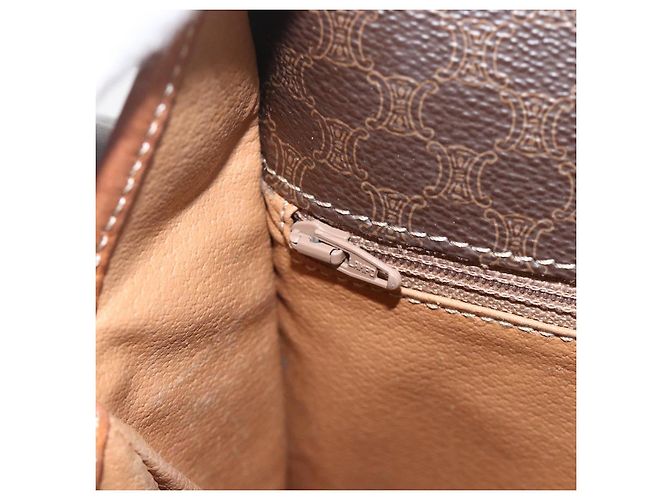 Céline CELINE Macadam Canvas Circle Shoulder Bag PVC Leather Brown Gold - vista 22