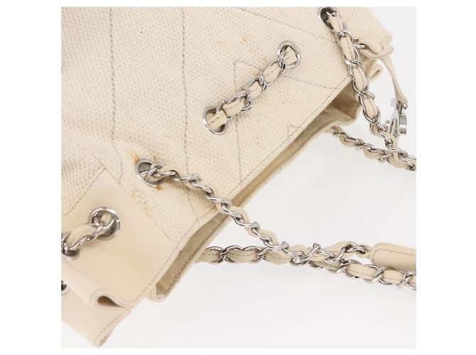 CHANEL Chain V Stitch Shoulder Bag Canvas Beige Silver CC - vista 6