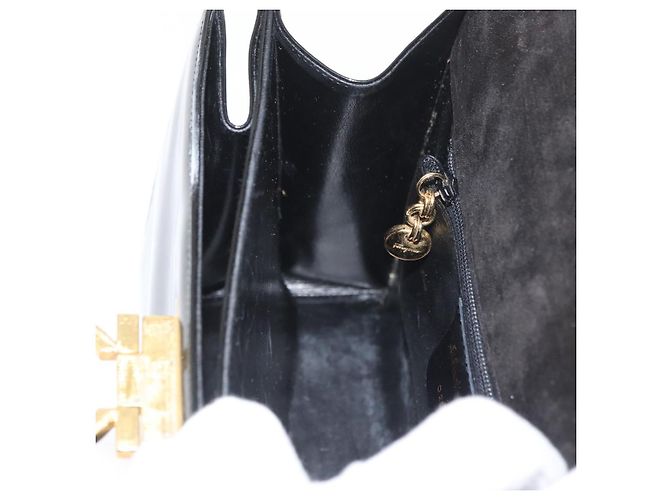 Salvatore Ferragamo Gancini Hand Bag Patent leather 2way Black Gold - vista 22