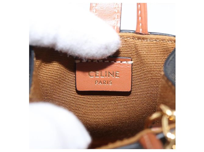 Céline CELINE Triomphe Canvas Micro Vertical Cabas Charm PVC Brown Gold - vista 14