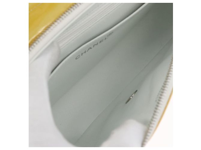 CHANEL Matelasse Backpack Patent leather Yellow Silver CC - vista 22