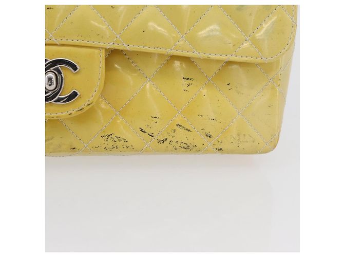 CHANEL Matelasse Backpack Patent leather Yellow Silver CC - vista 3