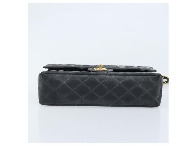 CHANEL Matelasse Chain Shoulder Bag Leather Black Gold CC - vista 9