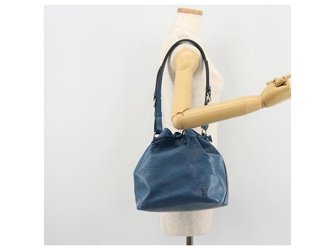LOUIS VUITTON Epi Petit Noe Shoulder Bag Blue M44105 LV - vista 19