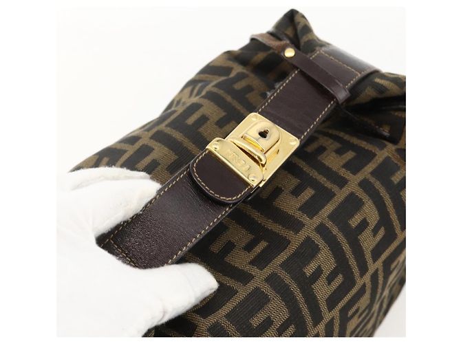 FENDI Zucca Canvas Vanity Hand Bag Brown Black - vista 6