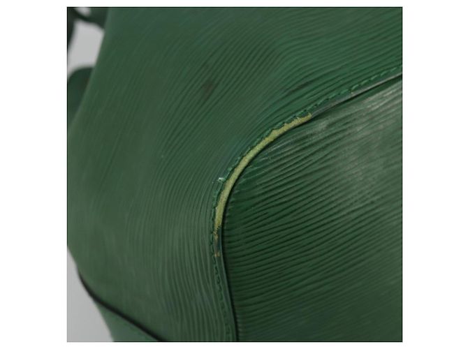 LOUIS VUITTON Epi Petit Noe Shoulder Bag Green M44104 LV - vista 14