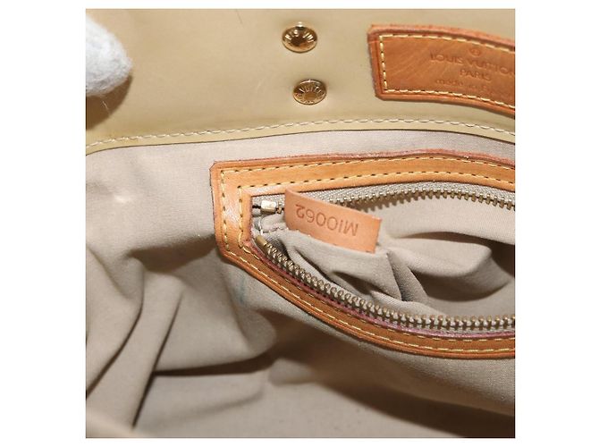 LOUIS VUITTON Monogram Vernis Reade PM Hand Bag Beige M91144 LV - vista 12