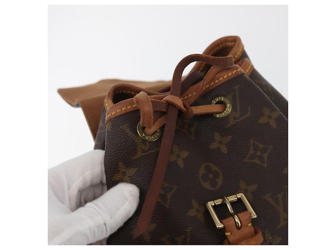 LOUIS VUITTON Monogram Montsouris MM Backpack M51136 LV - vista 10
