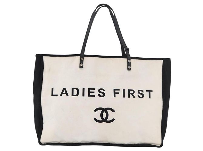 CHANEL Ladies First Tote Bag Canvas White Silver CC - vista 13