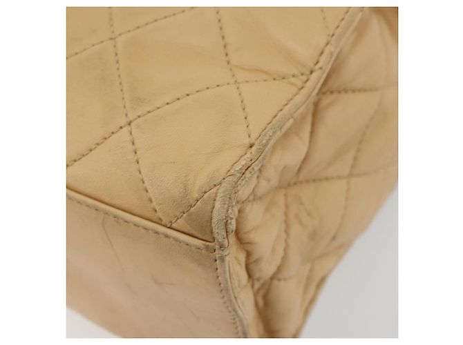 CHANEL Matelasse Shoulder Bag Lamb Skin Beige Gold CC - vista 17