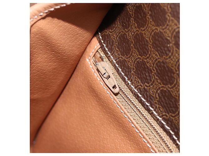 Céline CELINE Macadam Canvas Circle Shoulder Bag PVC Leather Brown Gold - vista 22