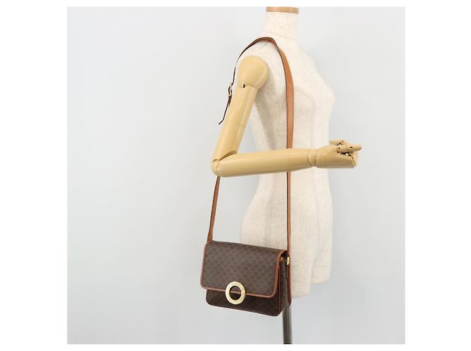 Céline CELINE Macadam Canvas Circle Shoulder Bag PVC Leather Brown Gold - vista 22