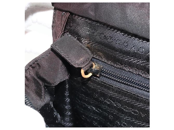 PRADA Hand Bag Nylon Black Gold - vista 21