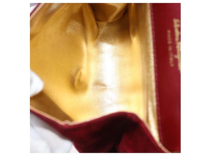 Salvatore Ferragamo Shoulder Bag Suede Red Gold - vista 16