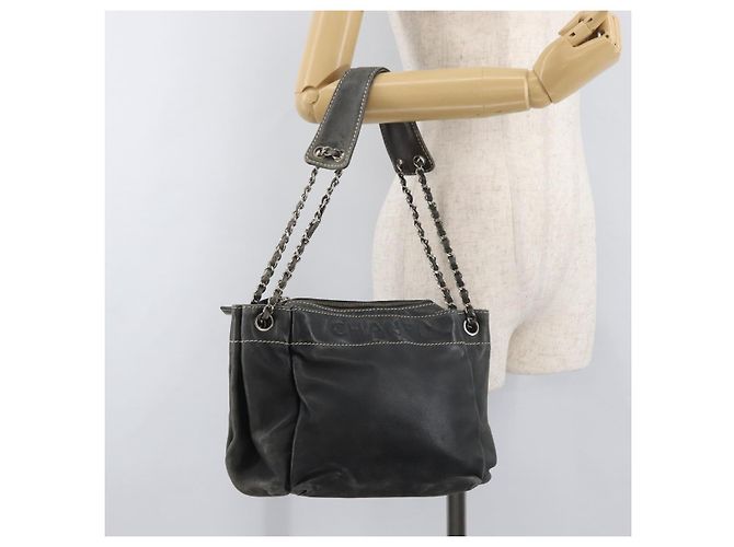 CHANEL Chain Shoulder Bag Lamb Skin Black CC - vista 25