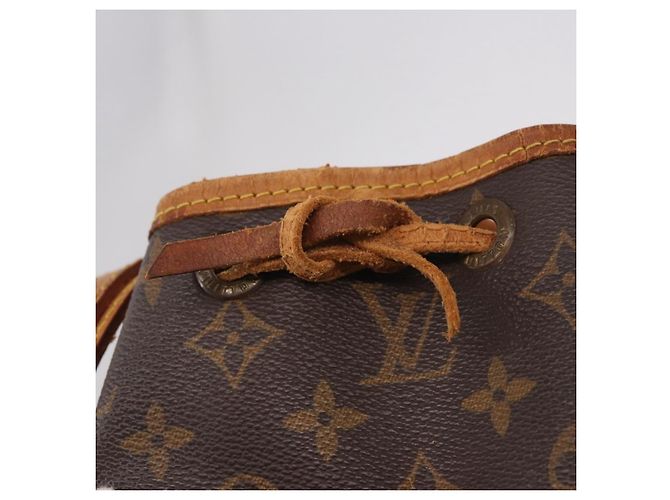LOUIS VUITTON Monogram Petit Noe Shoulder Bag M42226 LV - vista 9