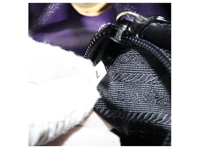 PRADA Chain Shoulder Bag Leather Purple Gold - vista 11