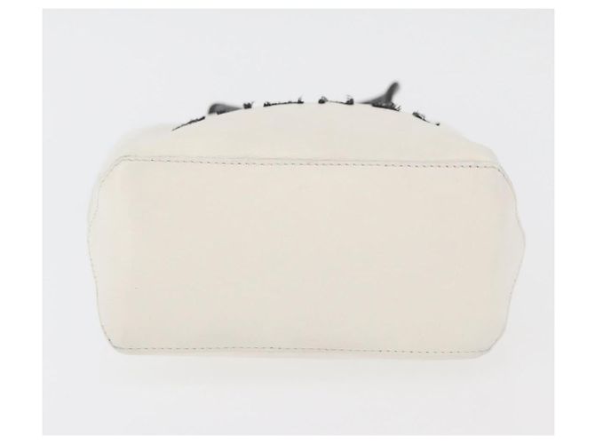 CHANEL Essential Hand Bag Leather White CC - vista 5