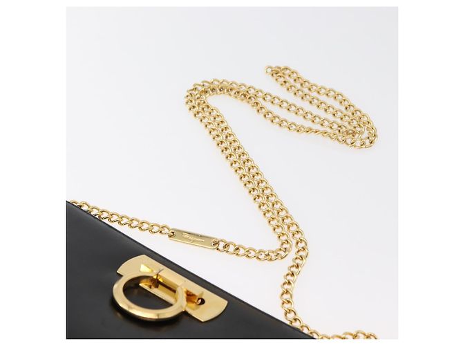 Salvatore Ferragamo Gancini Chain Shoulder Bag Leather Black Gold - vista 8