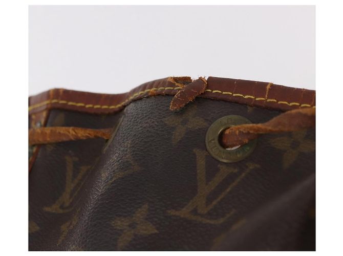 LOUIS VUITTON Monogram Petit Noe Shoulder Bag M42226 LV - vista 10