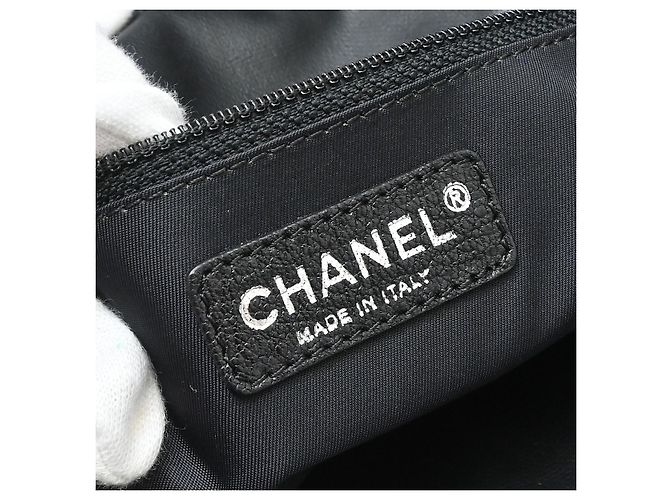 Chanel Biarritz Tote aus gestepptem beschichtetem Canvas Large Schwarz - Ansicht 4