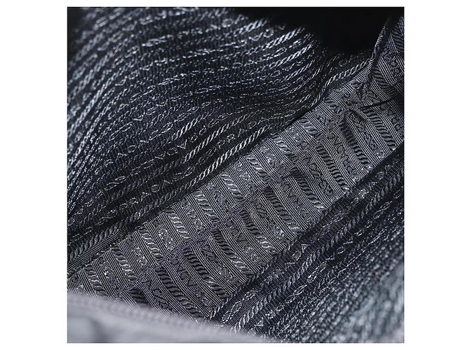Borsa a tracolla PRADA in nylon nero e argento, autentica, codice articolo ep14418A - vista 11