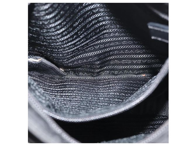 Borsa a tracolla PRADA in nylon nero e argento, autentica, codice articolo ep14418A - vista 23