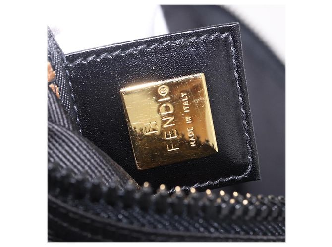 FENDI Shoulder Bag Canvas Black Gold - vista 20