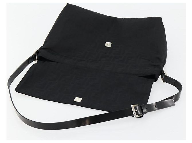 FENDI Zucca Canvas Shoulder Bag Black Silver - vista 18