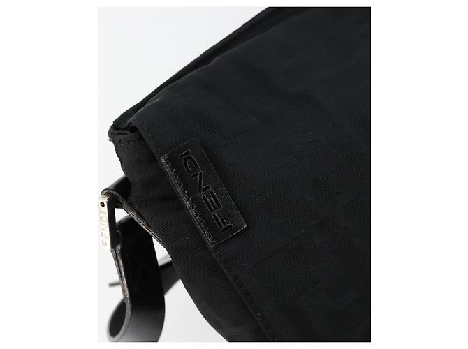 FENDI Zucca Canvas Shoulder Bag Black Silver - vista 9