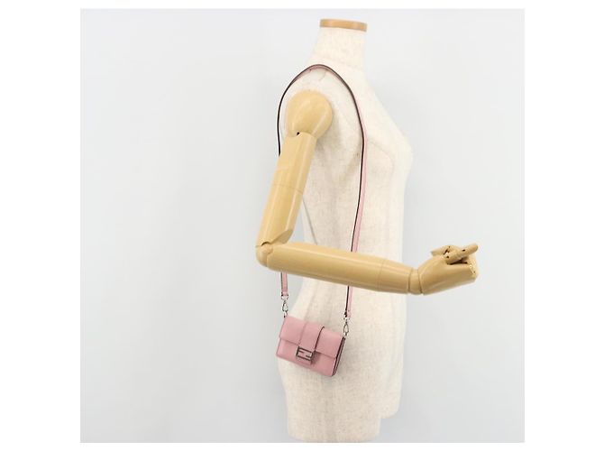 FENDI Shoulder Pouch Leather Pink Silver - vista 24