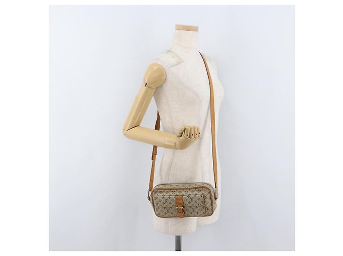 LOUIS VUITTON Monogram Mini Juliet MM Shoulder Bag Blue M92004 LV - vista 25