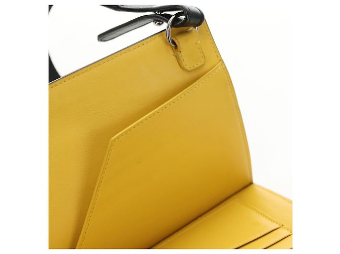 FENDI Bugs Monster Shoulder Bag Leather Black Silver - vista 25