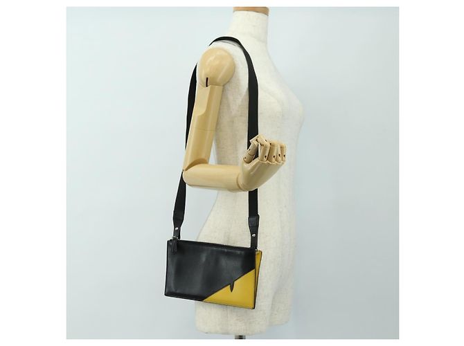 FENDI Bugs Monster Shoulder Bag Leather Black Silver - vista 29