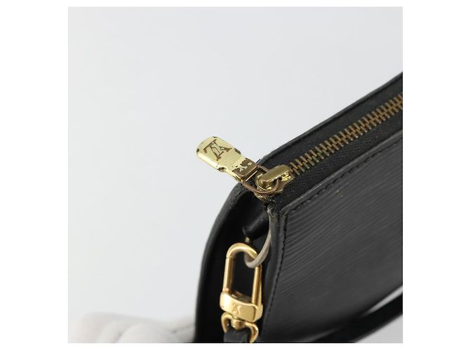 LOUIS VUITTON Epi Pochette Accessoires Pouch Black M52982 LV - vista 10