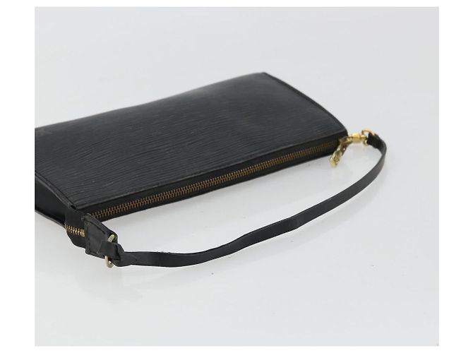 LOUIS VUITTON Epi Pochette Accessoires Pouch Black M52982 LV - vista 7