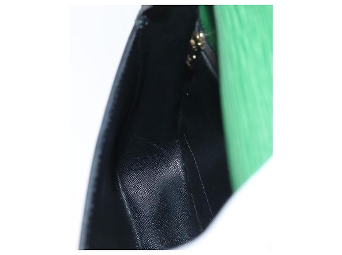 LOUIS VUITTON Epi Saint Cloud GM Shoulder Bag Green M52194 LV - vista 24