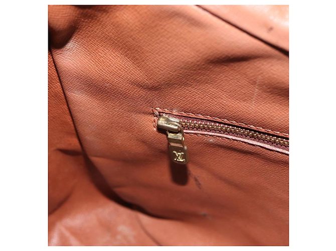 LOUIS VUITTON Monogram Boulogne 35 Shoulder Bag M51260 LV - vista 26