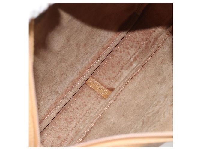 LOEWE Anagram Shoulder Bag Leather Beige Gold - vista 12